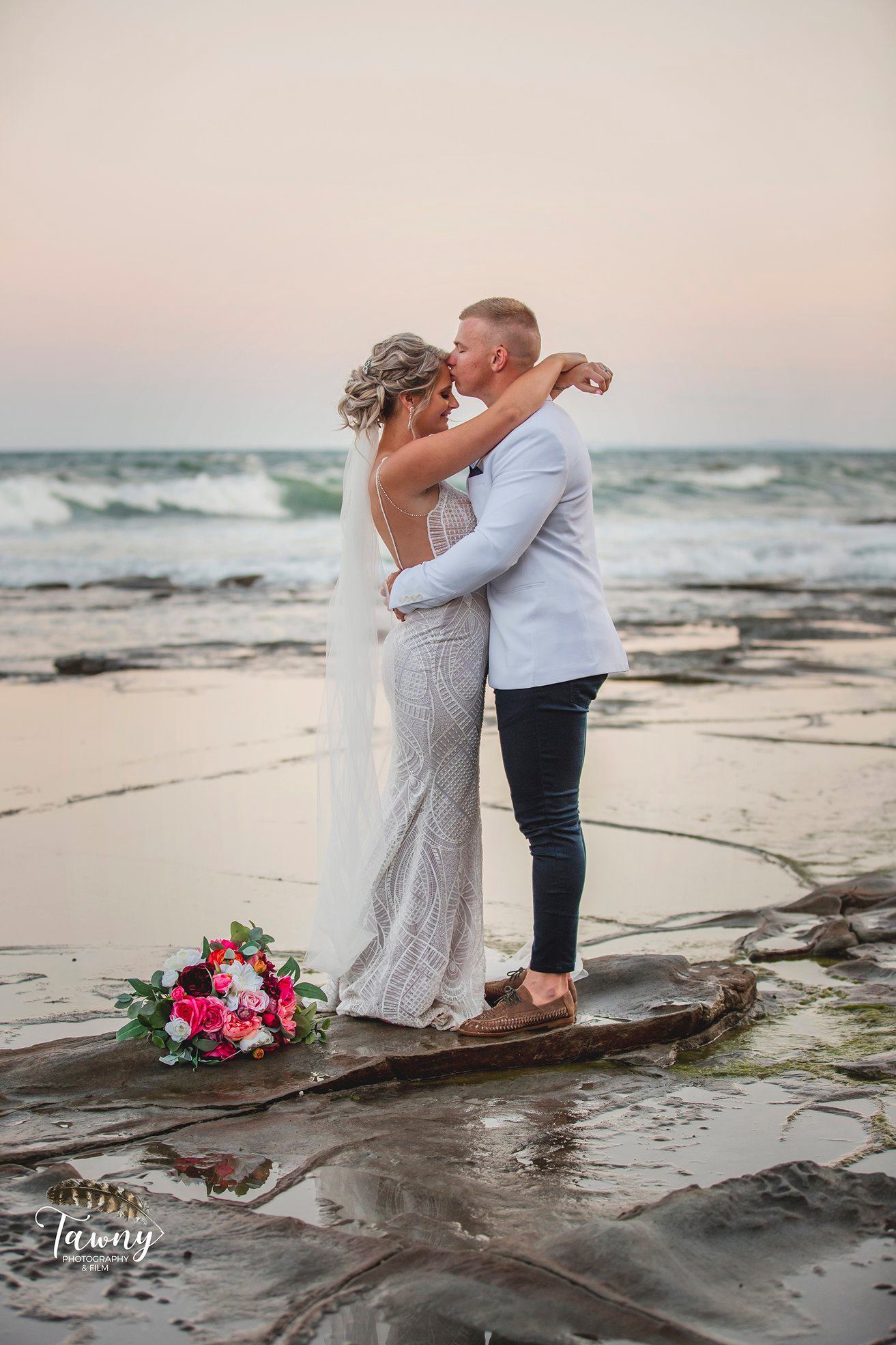 SUNSHINE COAST WEDDING SHOWCASE – TAWNY PHOTOGRAPHY & FILM